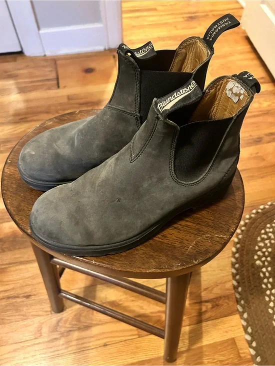 Blundstone Men's Classic Chelsea Boots - Rustic Black Sz 9.5