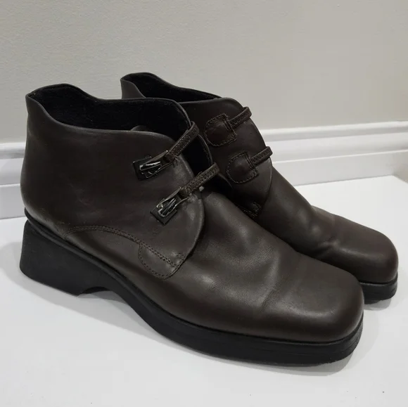 Aquatalia Mens Weatherproof Ankle Boots 10.5 Chukka Heel Brown Strap Italy