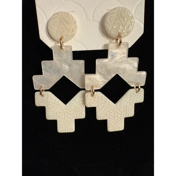 White Geometric Tribal‎ Etched Pearlescent Drop Statement Earrings