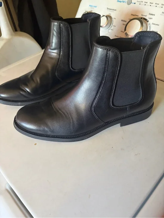 Dockers Men's Black Leather Chukka Chelsea Boots