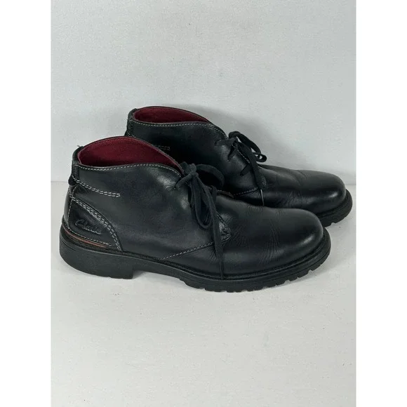 Clarks Roar Black Leather Chukka Boots Lace Up Ankle Lug Sole 82490 Sz 9