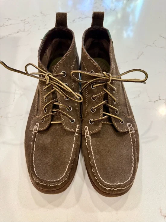 Men’s Eastland Seneca Brown Suede Chukka Boots size 10 NWOT
