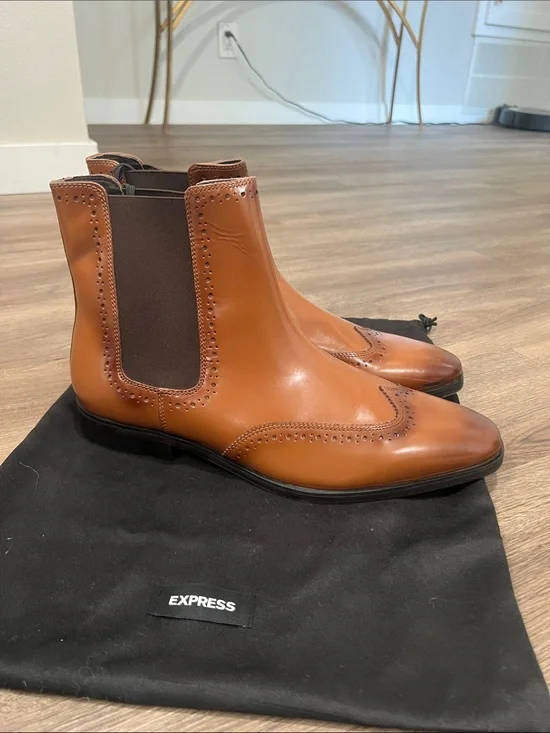 Express Men’s Brown Leather Chukka Chelsea Boots