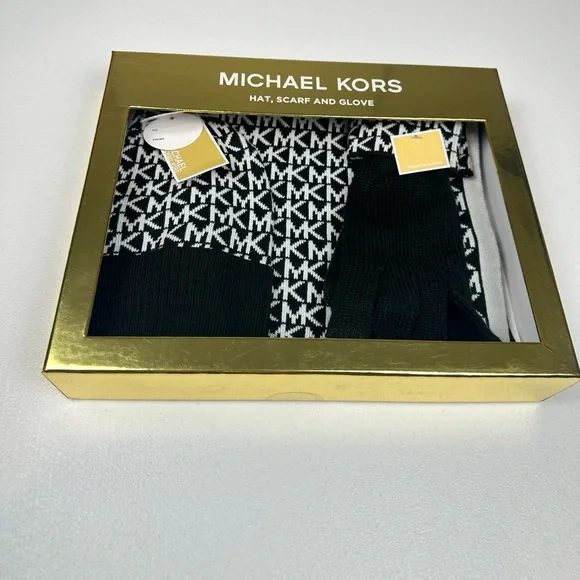 NWT Authentic Michael Kors Knit 3 Pieces  Set Hat Scarf Gloves Black Color‎ $148