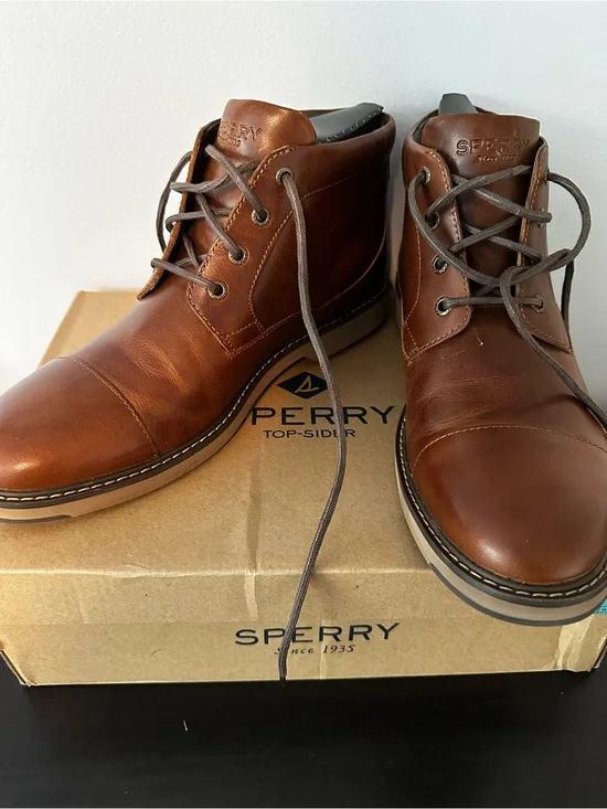 Sperry Men’s Leather Commander Chukka Cap Tan Boots