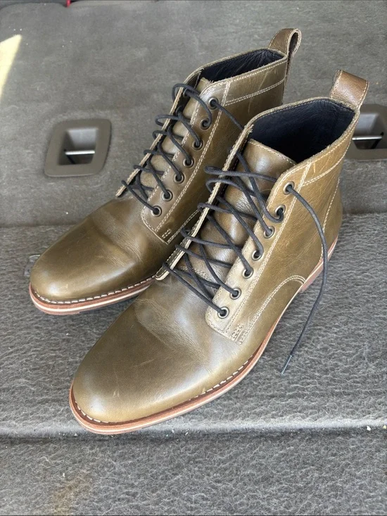Helm The Hollis Men's Olive Leather Lace-Up Boots