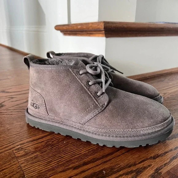 UGG Neumel Grey Suede Lace Up Chukka Boots Wool Lining Insole 3236 Womens 7