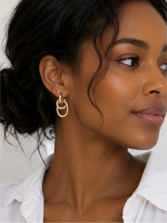New! Gold Hooked Chain Drop Earrings (3055) NWOT