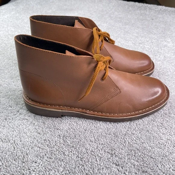 Clarks Bushacre 2 Chukka Boots Mens Size 9.5 Brown Leather Lace Up Desert Shoes