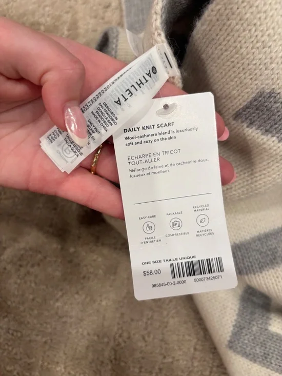 Athleta Scarf