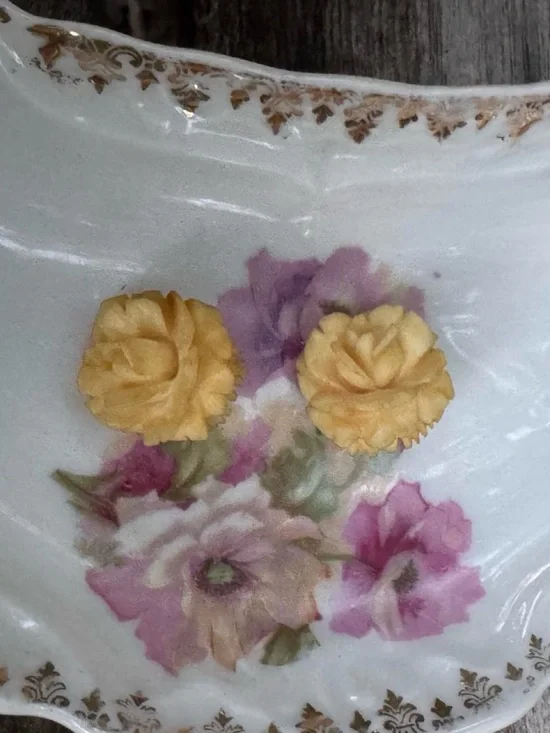 Vintage carved Rose Stud Earrings - Women Jewelry Earrings