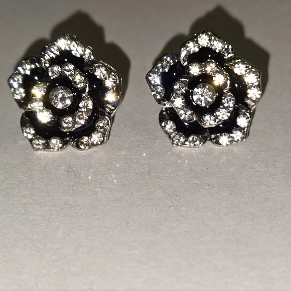 Elegant Black‎ and Silver Floral Jeweled Earrings
