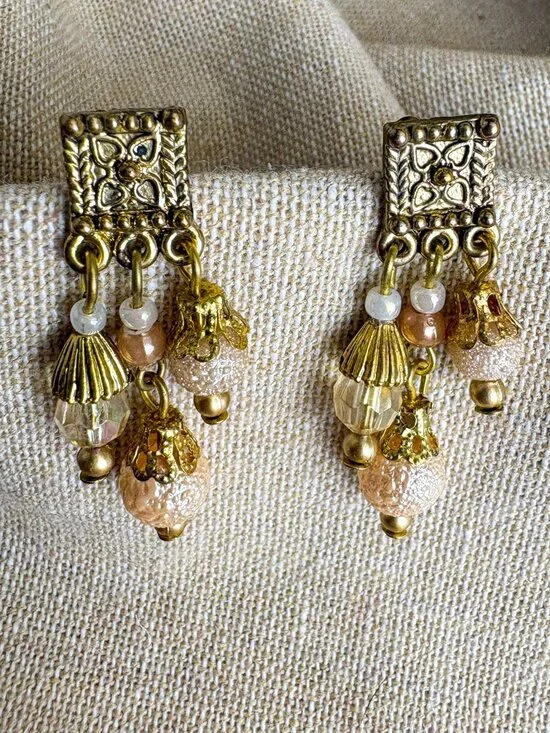 Boho Goldtone Cluster Chandelier Earrings – Blush and Champagne