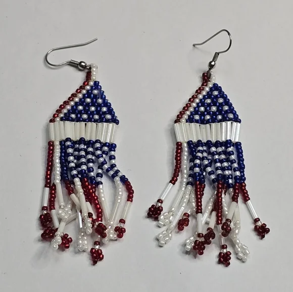 Handmade Patriotic America Beaded Dangle Earrings‎