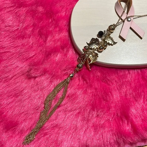 18” Gold tone Necklace with Tassel Pendant