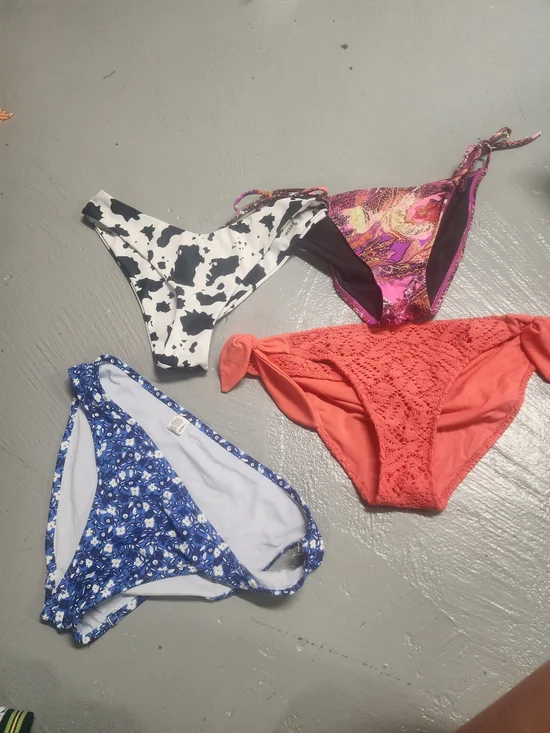 Set of 4 Bikini Bottoms - Coral, Blue Floral, Black & White, Pink Paisley Size M