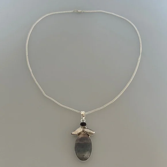 Elegant 925 sterling Silver JADE freshwater pearls amethyst Necklace