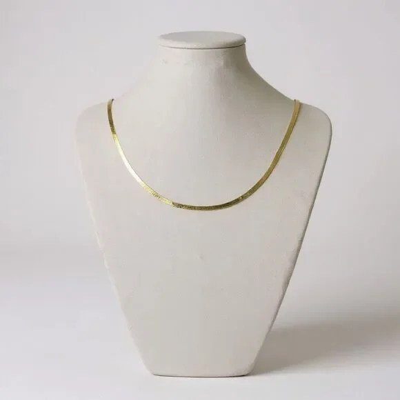 Elegant Italian Gold Herringbone 20” Chain Necklace – Timeless & Refined