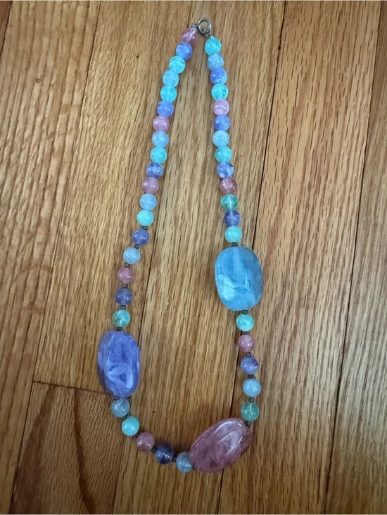 Vintage Multicolor Pastel Beaded Necklace - Women's Jewelry