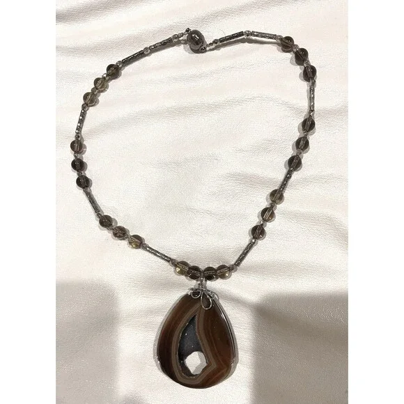 Banded Brown Agate Silver Pendant Choker Necklace 17