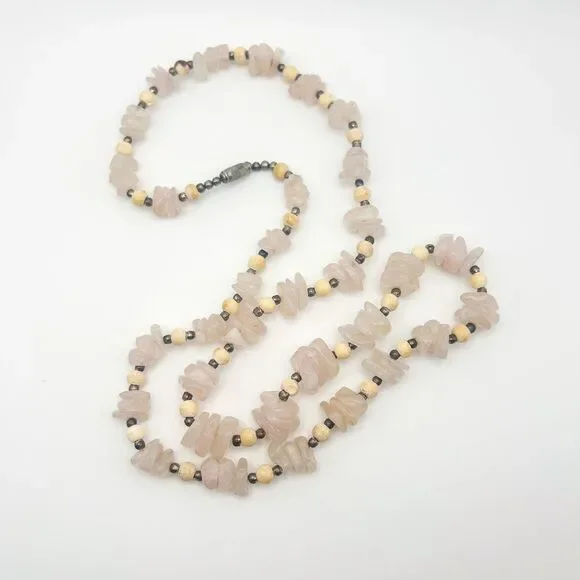 Vintage Rose Quartz Beaded Necklace 28