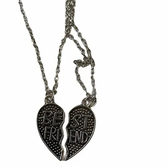 Best Friends Broken Heart Pendant Necklace Pair‎ Silver Tone Chain