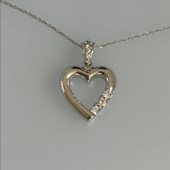 Diamonds 14k real solid gold Heart Necklace