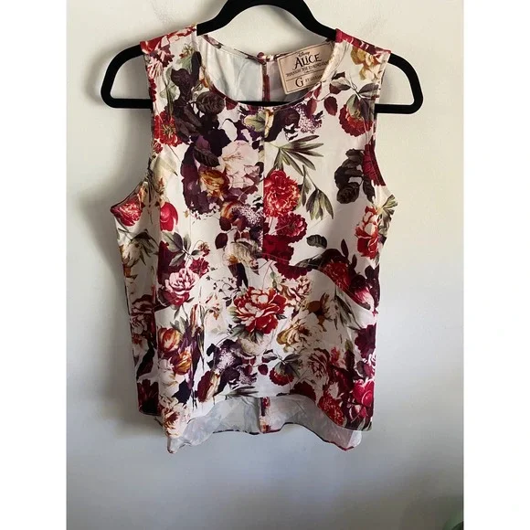G by Giuliana Disney Alice Through the Looking Glass Floral Pant Set Large 10