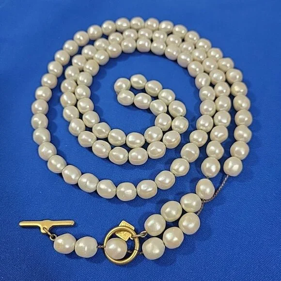 Vintage‎ Anne Klein Necklace High Luster Quality Faux Pearl Long 44