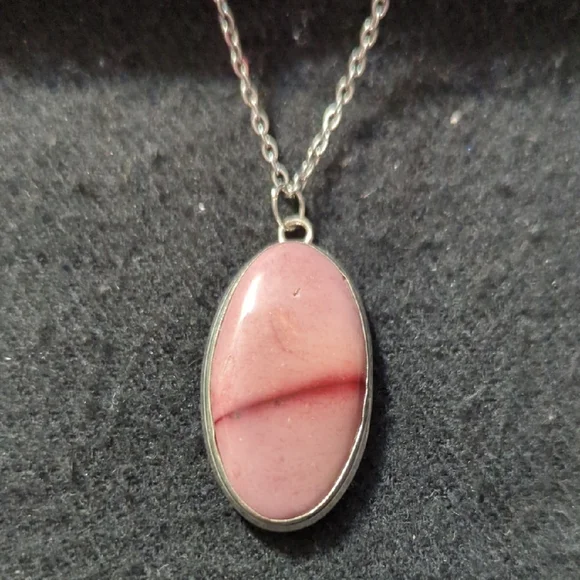 Silver Plated Pink Mauve Mookaite Gemstone Oval Pendant Statement Necklace