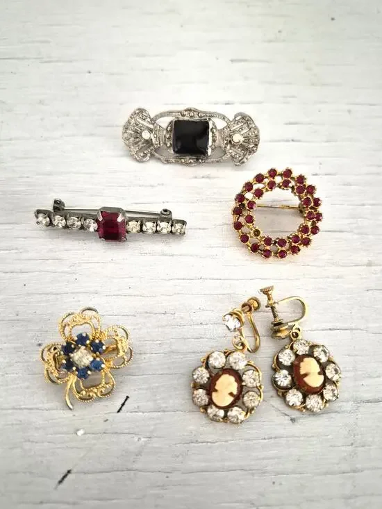 Vintage Jewelry Lot of 5