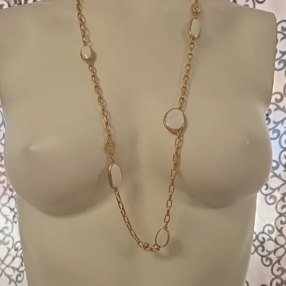 Chic Gold and White Necklace | Elegant Minimalist Statement Jewelry.