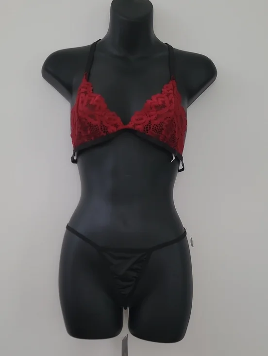 Lace Triangle Bralette & Thong Set - Red
