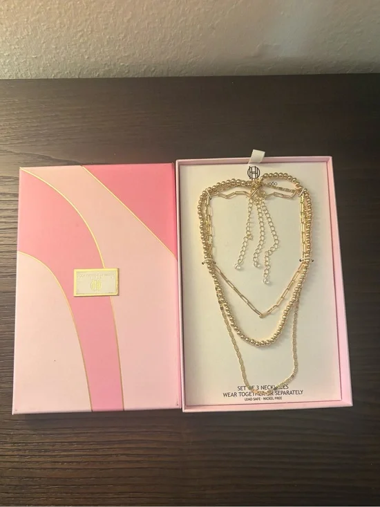 NEW House of Harlow 1960 Gold Layered Necklace Set