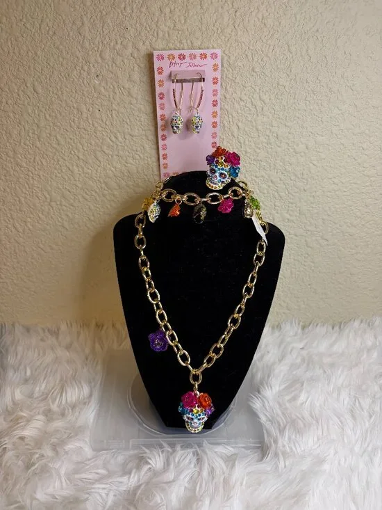 Betsey Johnson Sugar Skull Jewelry Set Necklace Bracelet Ring Earrings NWT
