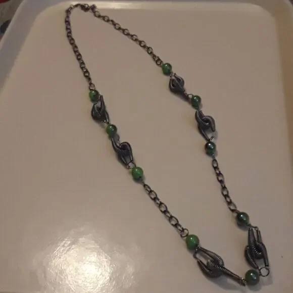 Silver And Green 17 Inch Necklace