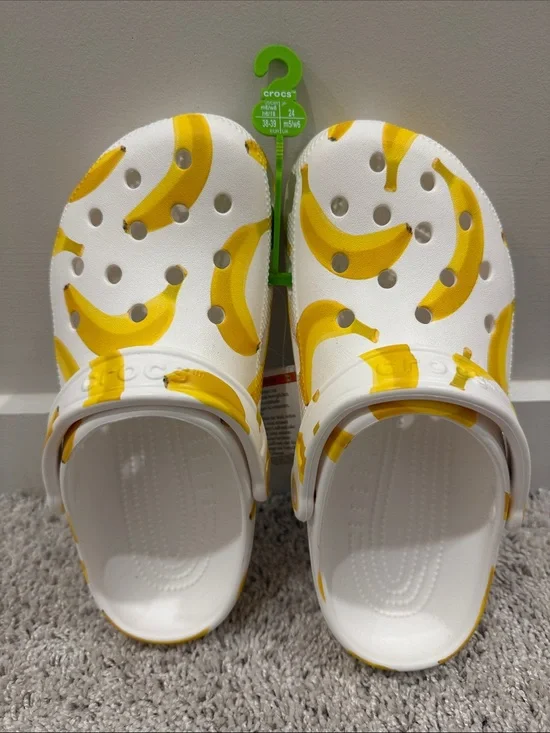 CROCS White Clogs with Yellow Banana Print size Men 6 Woman 8