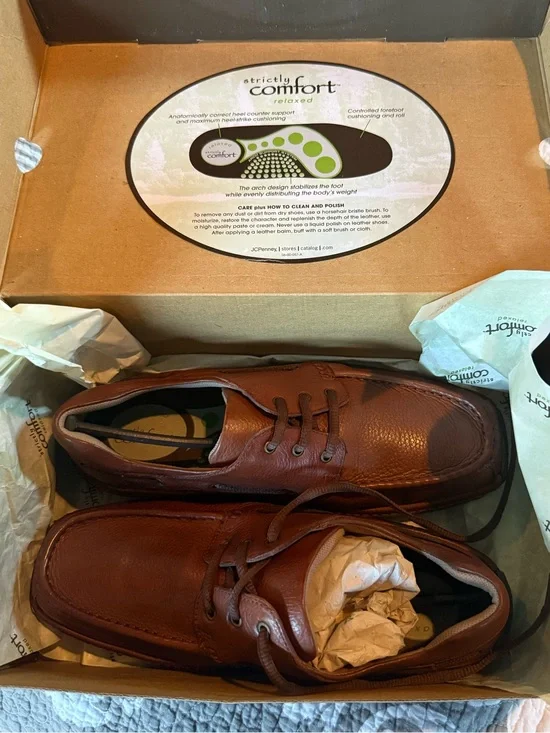 🆕 Men’s Size 9.5M Simply Comfort  Brown Leather Lace-Up Casual Shoes