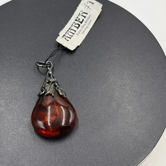 Genuine Dark Baltic Sea Amber Sterling Silver Teardrop Healing Stone Pendant‎