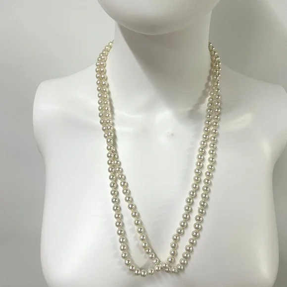 Vintage Faux Pearl Opera Length Necklace 26