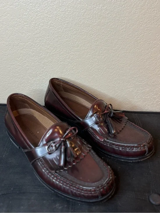 Johnston & Murphy Men's Tassel Kiltie Loafers in Dark Brown