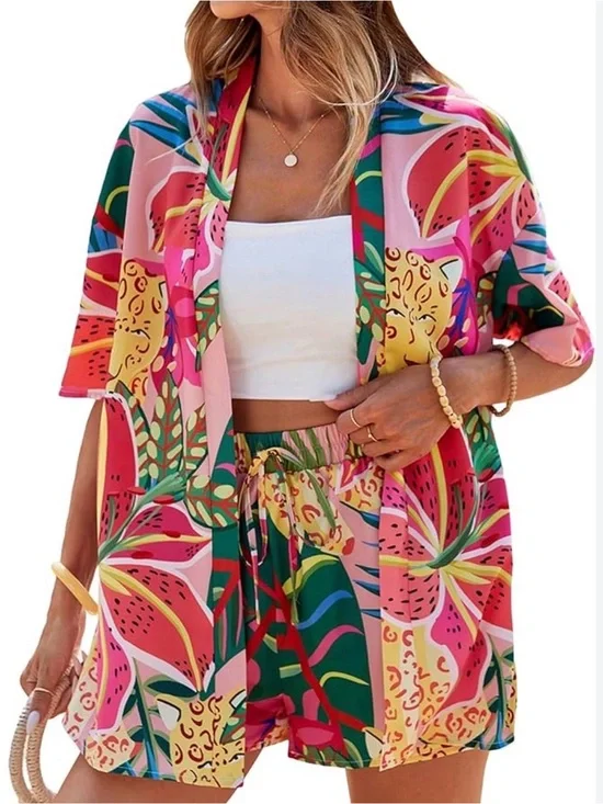 Women’s Tropical Print Two-Piece Short Set - Pink Multicolored Tropical