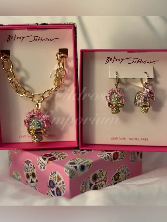 Betsey Johnson Halloween beautiful Sugar Skull pink butterfly necklace earrings