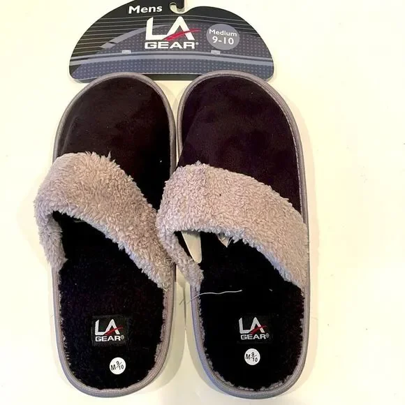 NWT LA Gear Men's Slippers Size 9/10