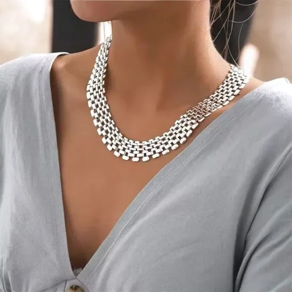 Elegant Chunky Link Chain Silver Necklace for Women