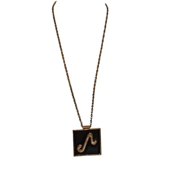 VTG Celebrity Gold Tone Leo Zodiac Sign Square‎ Pendant Necklace Black Enamel