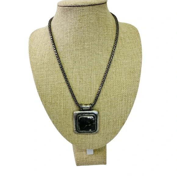 Chico's Vintage Silver Tone Rustic‎ Pendant Necklace 18