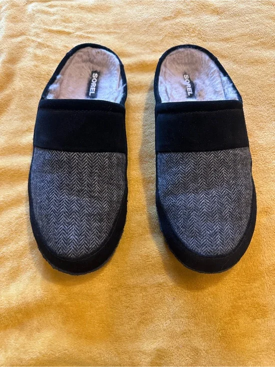 SOREL Men's Grey & Black Slip-On Slippers Falcon Ridge II. Men’s size 12