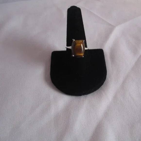 South African Tigers Eye Ring in Sterling Silver (Size 9.0)  10.75 ctw Ring Box