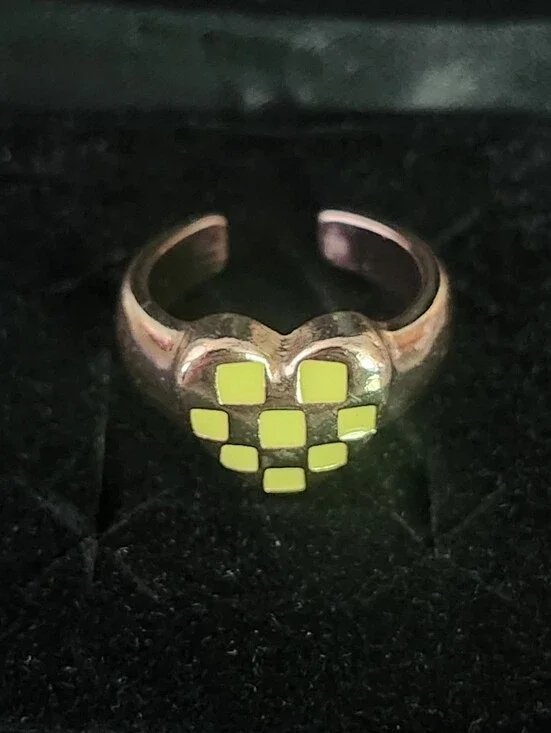 Heart Checkered Neon Lime Gold Tone Open Back Ring Size 6